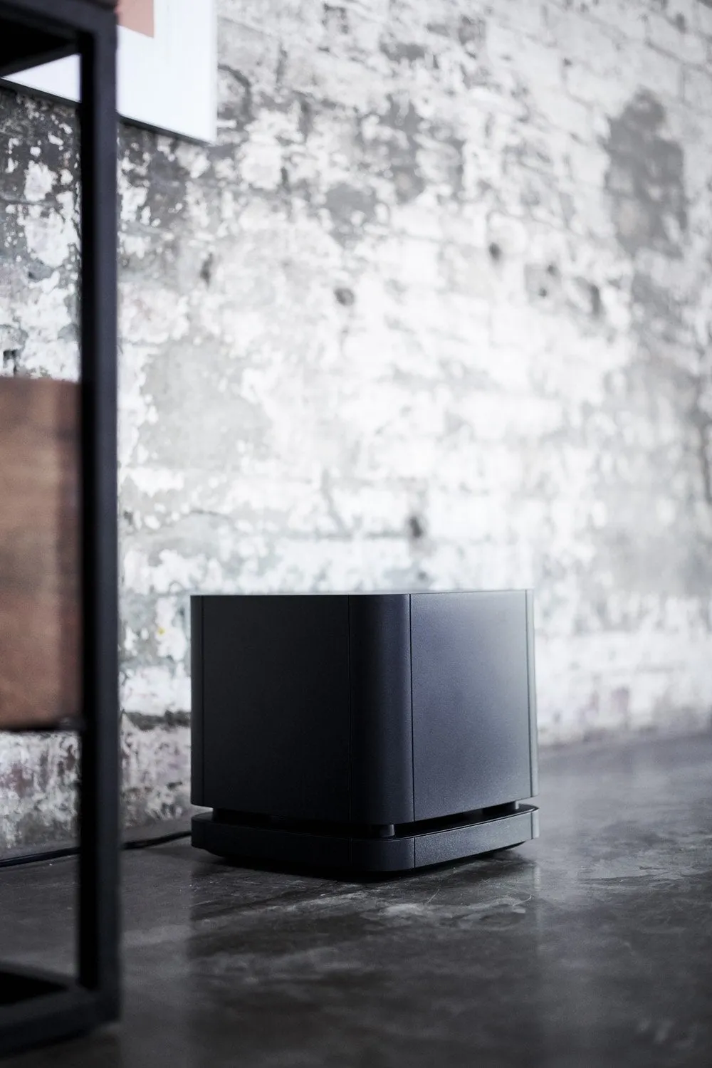 Bose Bass Module 500 Black Wireless, Compact Subwoofer 796145-5100